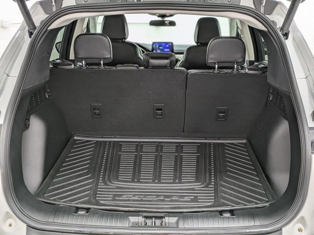 Used 2022 Ford Escape SEL image 12