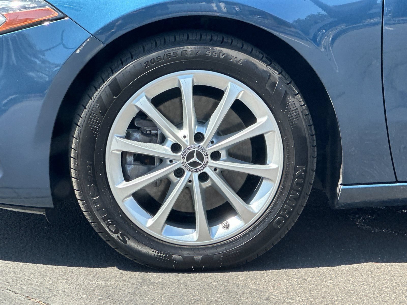Used 2019 Mercedes-Benz A 220 image 24