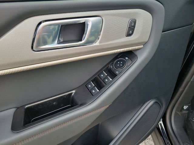 Used 2026 Ford Explorer Active image 15