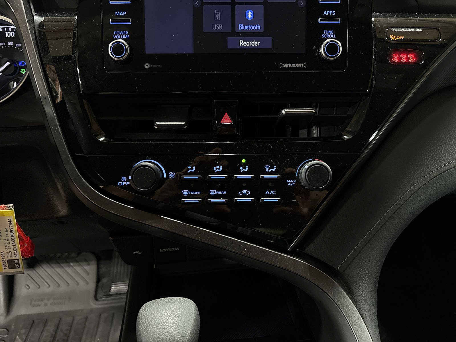 Certified 2021 Toyota Camry LE FWD image 21
