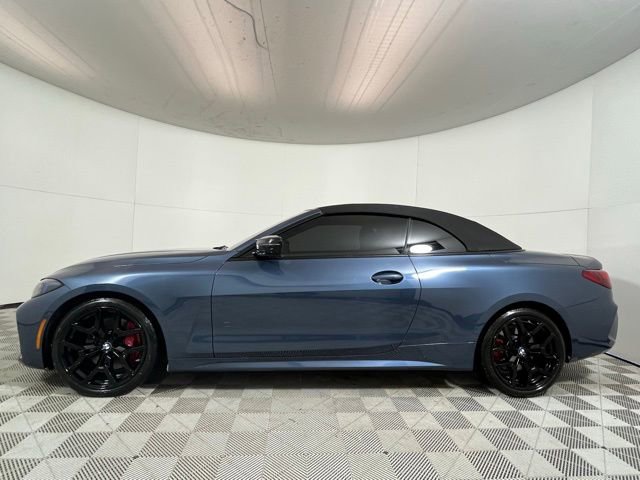 Used 2025 BMW 440i xDrive Convertible w/ Premium Package image 12