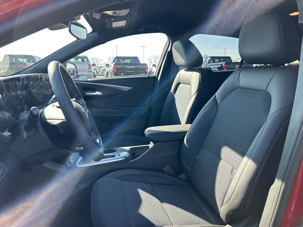 New 2026 Buick Envista Sport Touring FWD image 18