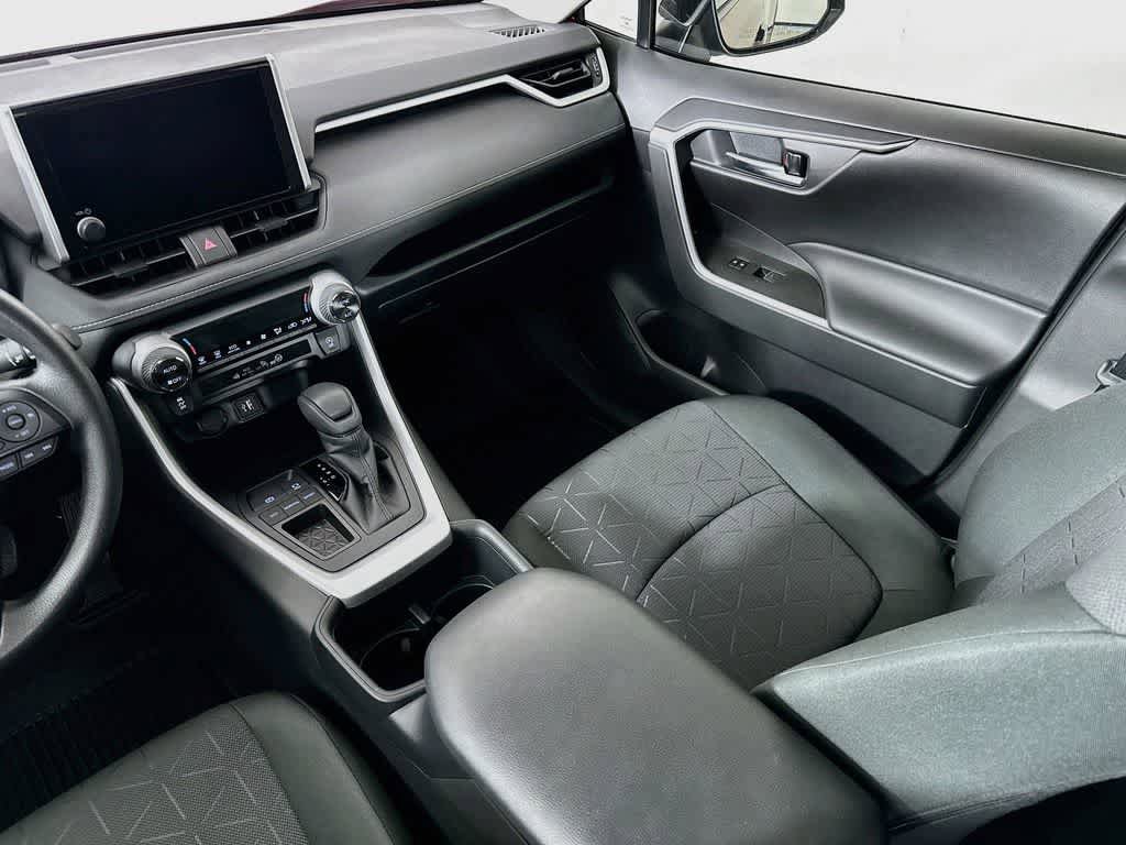 Used 2025 Toyota RAV4 XLE w/ Convenience Package FWD image 11
