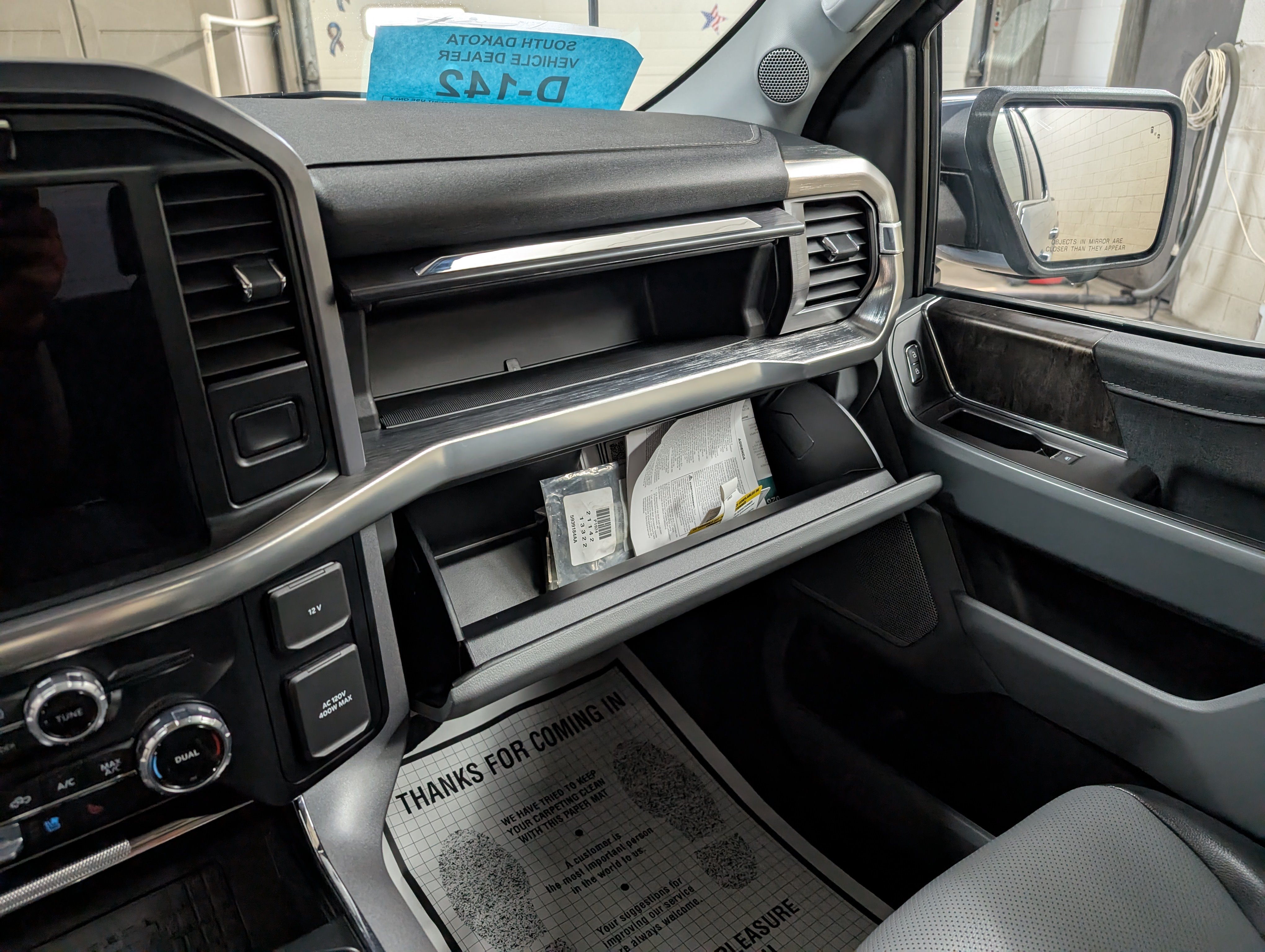 Used 2023 Ford F150 Lariat w/ Equipment Group 502A High AWD/4WD image 11