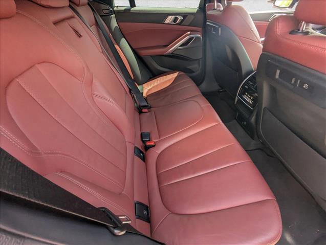 Used 2021 BMW X6 xDrive40i w/ M Sport Package AWD/4WD image 19