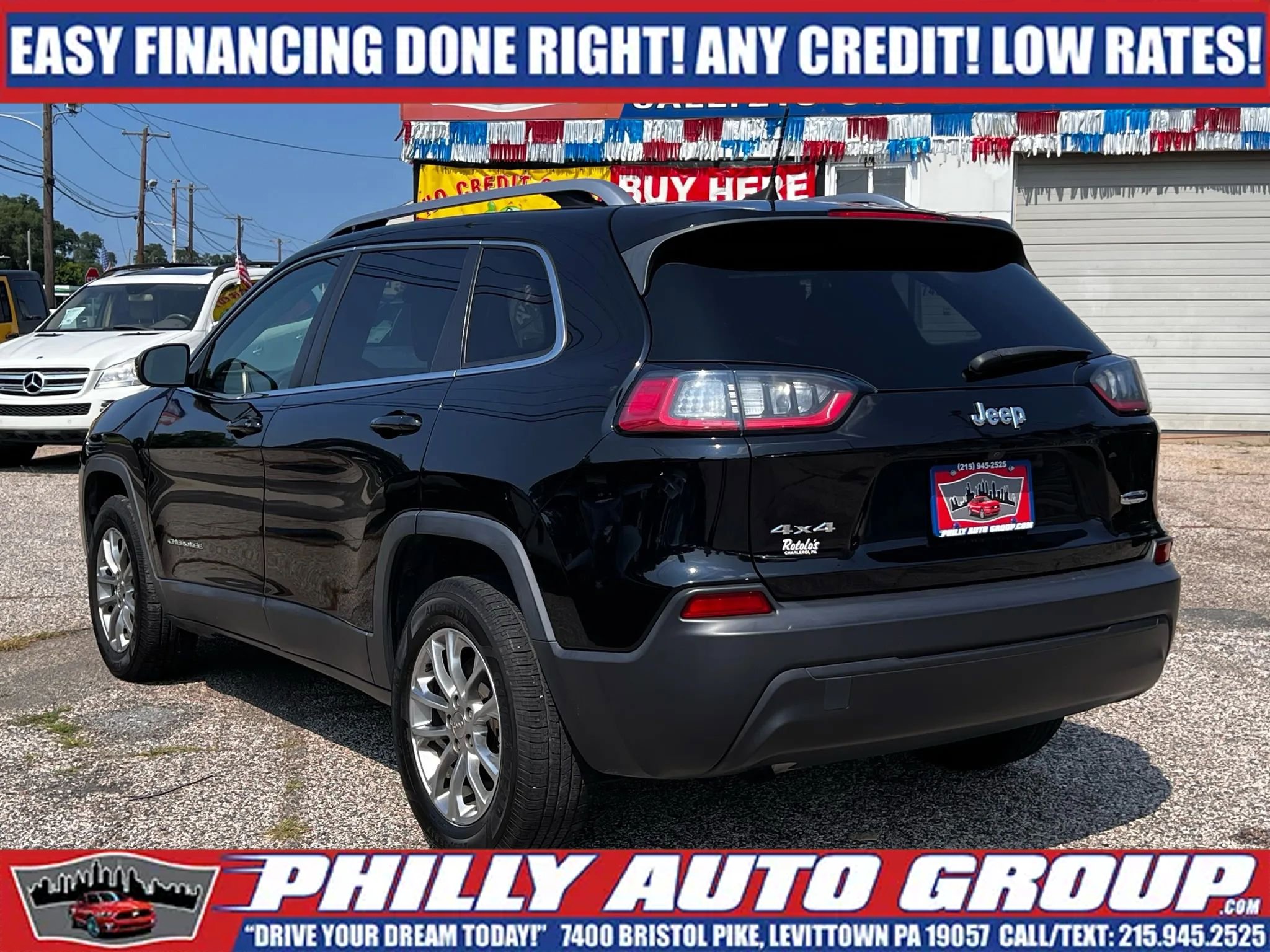 Used 2019 Jeep Cherokee Latitude Plus AWD/4WD image 6