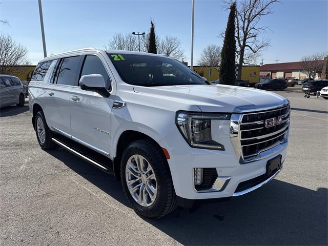 Used 2021 GMC Yukon XL SLT w/ SLT Luxury Package image 1
