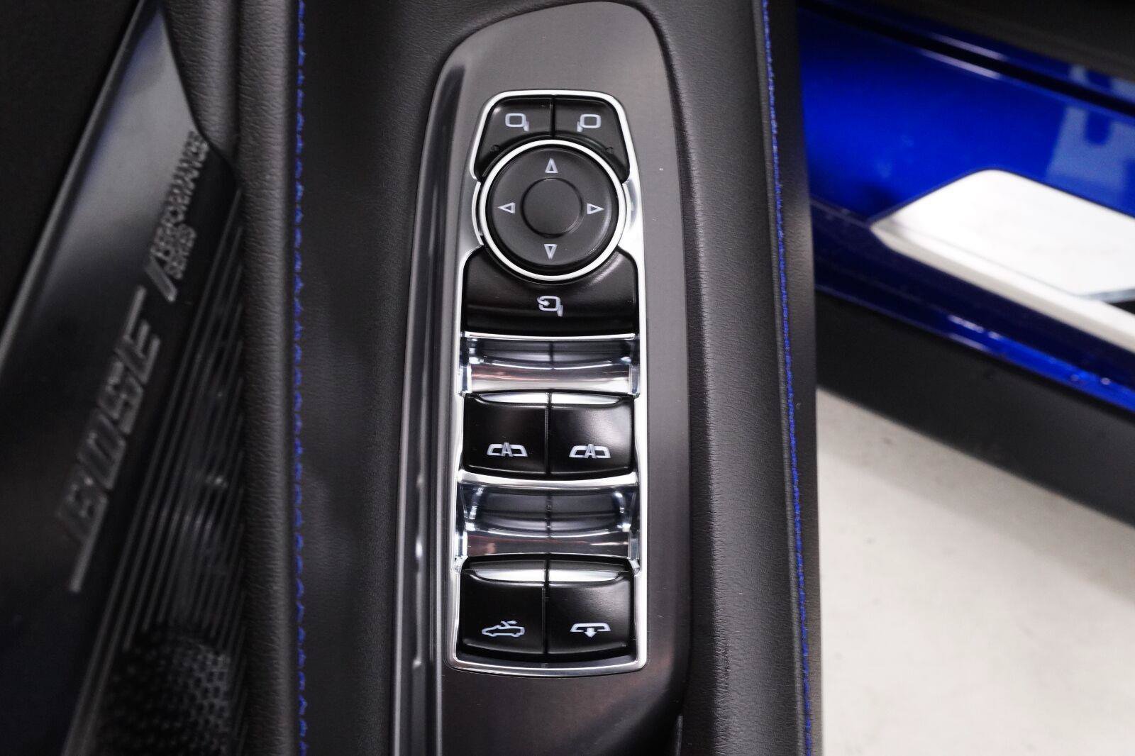New 2027 Chevrolet Corvette Stingray Convertible RWD image 27