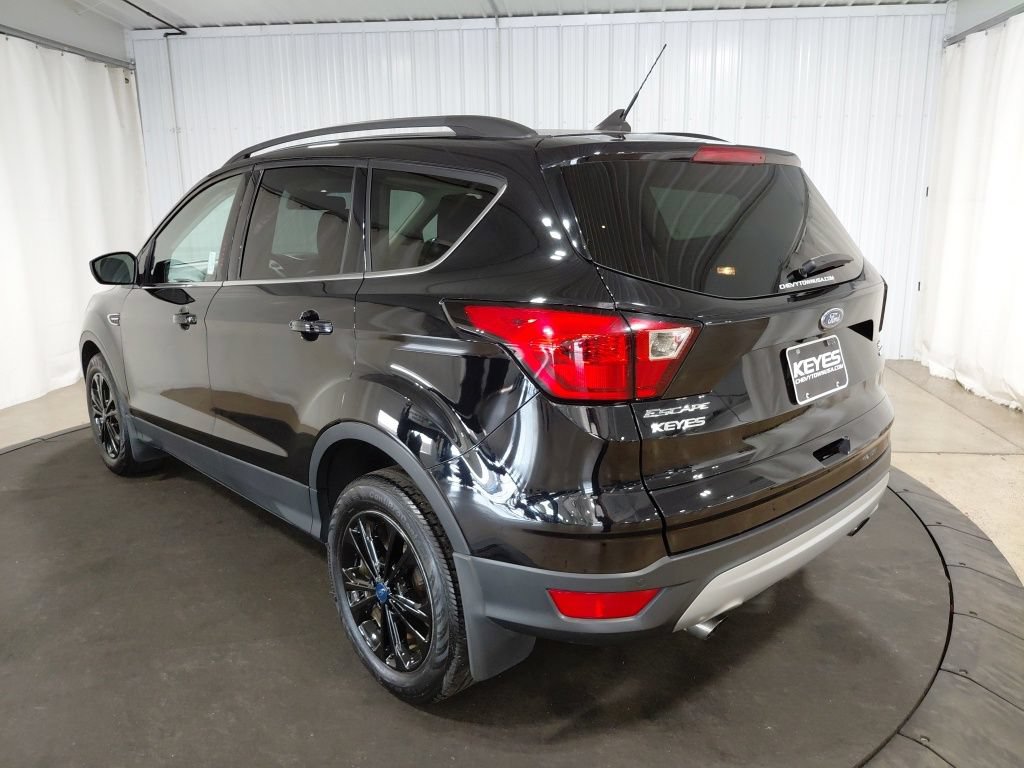 Used 2019 Ford Escape SEL AWD/4WD image 6