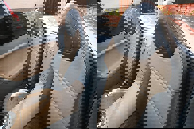 Used 2006 Pontiac Solstice Convertible w/ Premium Package image 25