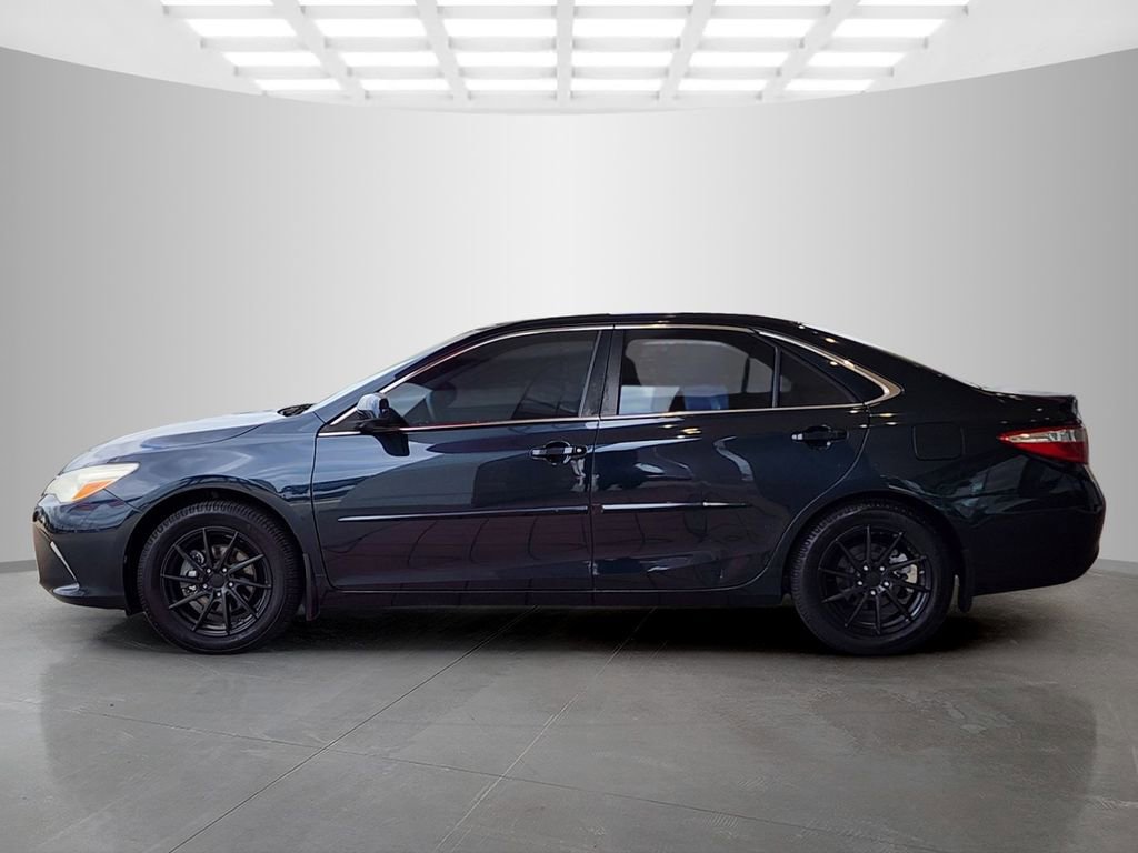Used 2016 Toyota Camry LE FWD image 8