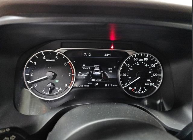Used 2023 Nissan Rogue SL w/ SL Premium Package image 5