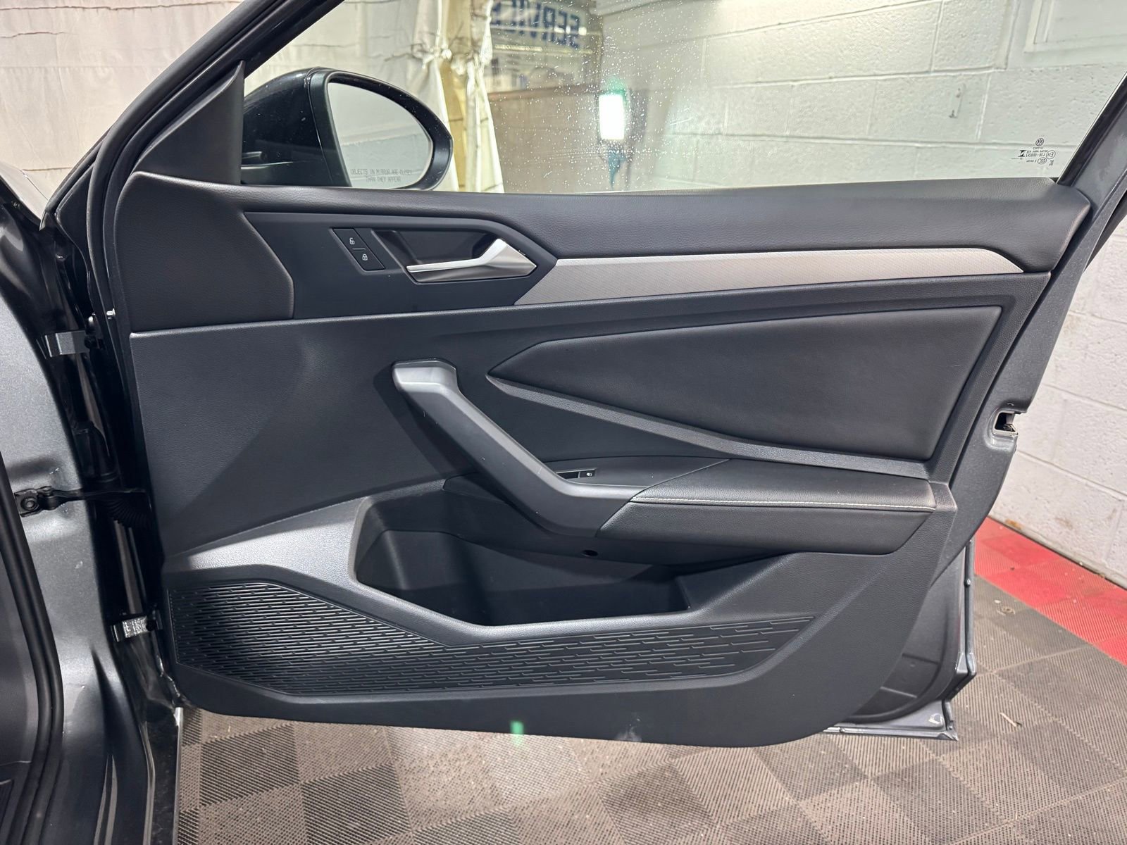 Used 2024 Volkswagen Jetta Sport image 19