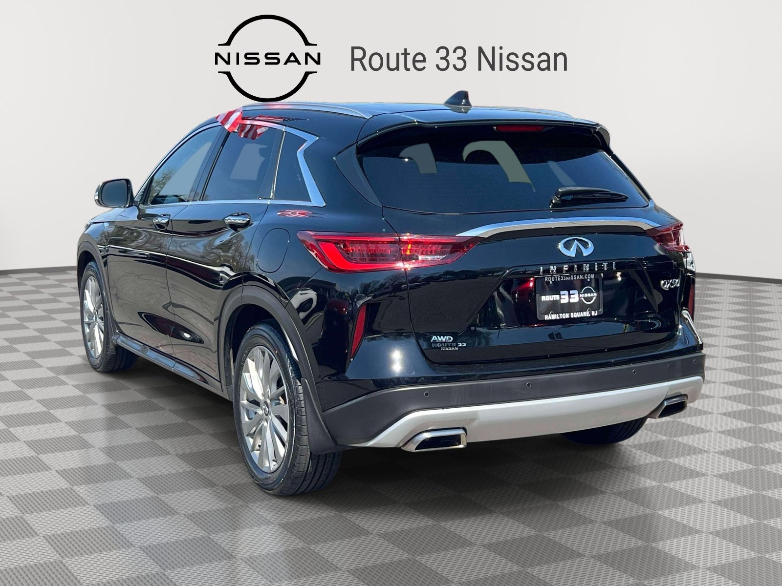 Used 2023 INFINITI QX50 Luxe AWD/4WD image 3
