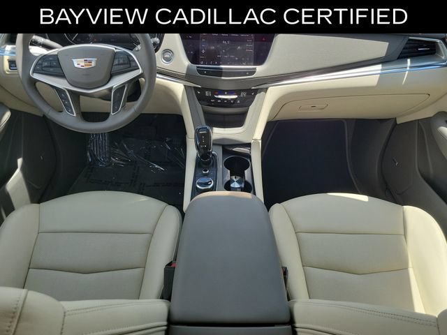 Certified 2025 Cadillac XT5 Premium Luxury FWD image 16