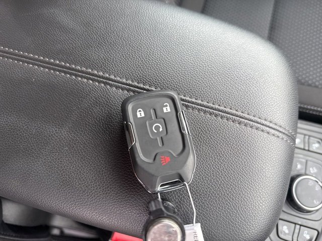 Used 2023 GMC Terrain SLE w/ Driver Convenience Package image 59