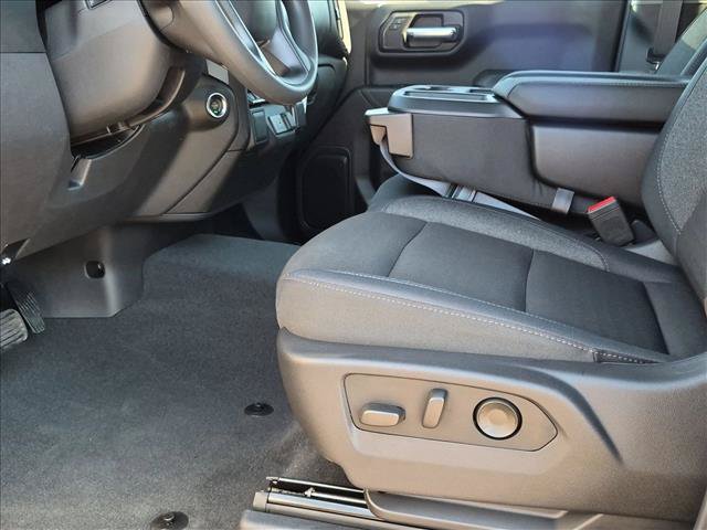 New 2026 Chevrolet Silverado 1500 Custom w/ Turbomax Blackout Package RWD image 4