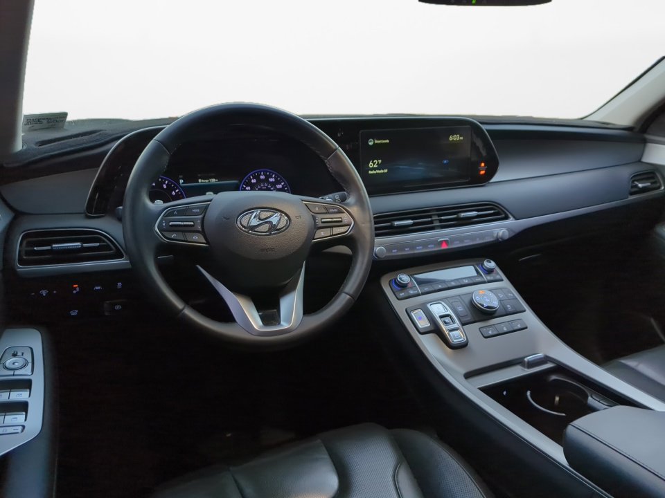 Used 2021 Hyundai Palisade SEL w/ Premium Package image 15