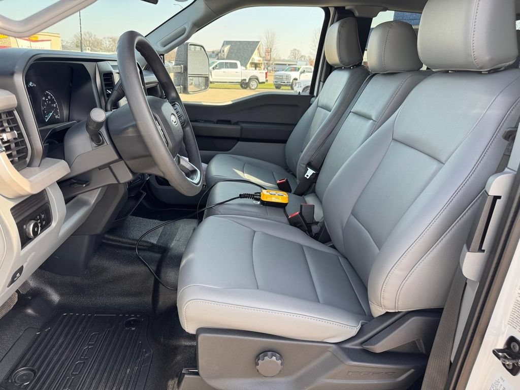 New 2026 Ford F550 4x4 Supercab Super Duty image 11