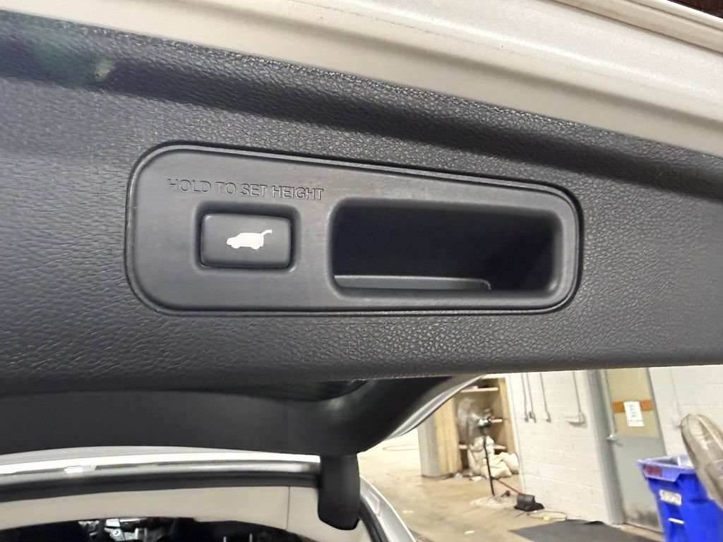 Used 2025 Honda Odyssey EX-L image 35
