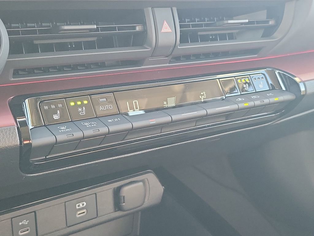 New 2026 Toyota Prius Plug-In Hybrid image 32