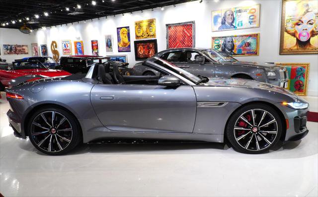 Used 2021 Jaguar F-TYPE R image 25