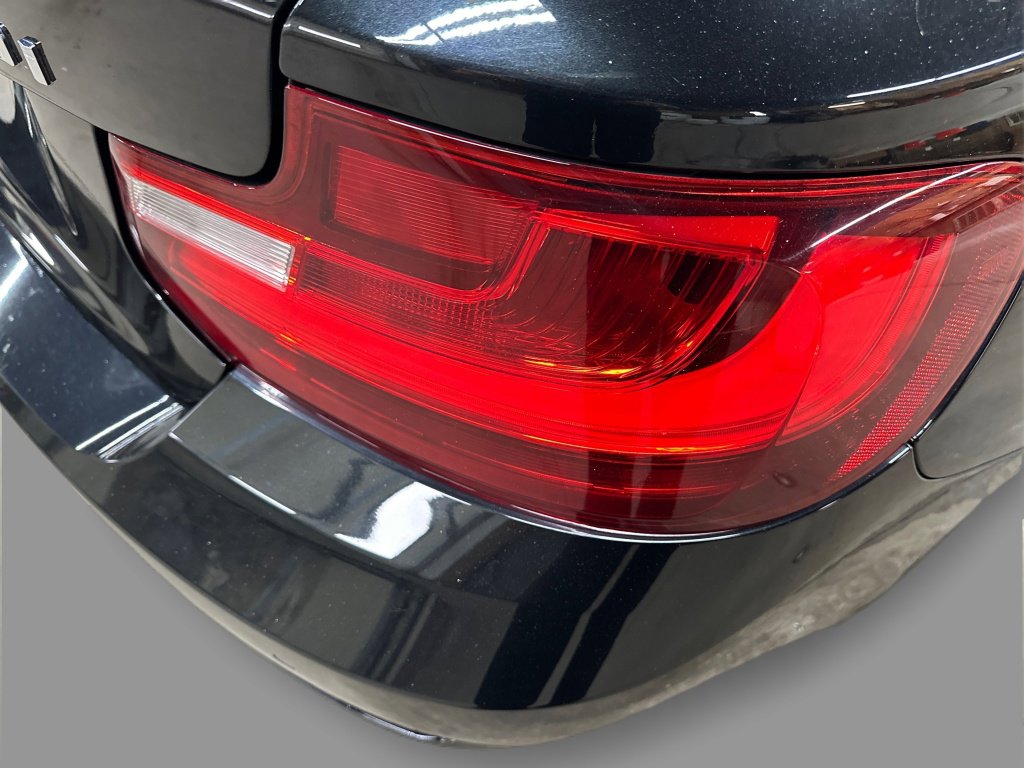 Used 2017 BMW 230i xDrive Coupe image 22