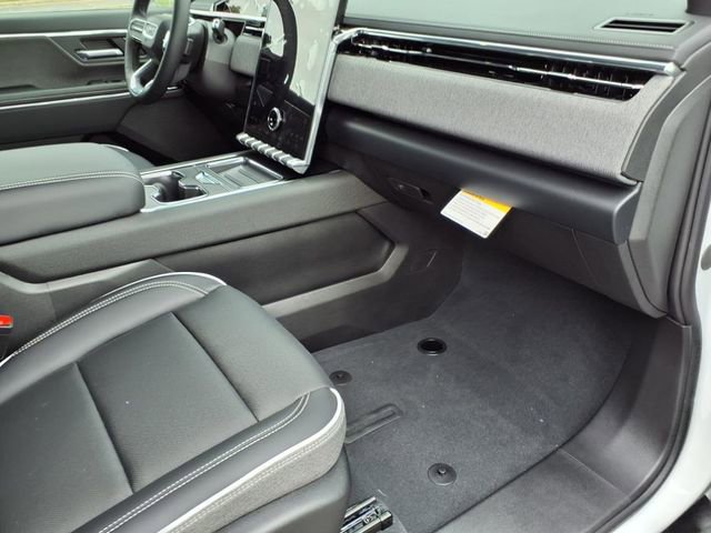 New 2026 GMC Sierra EV Elevation image 25