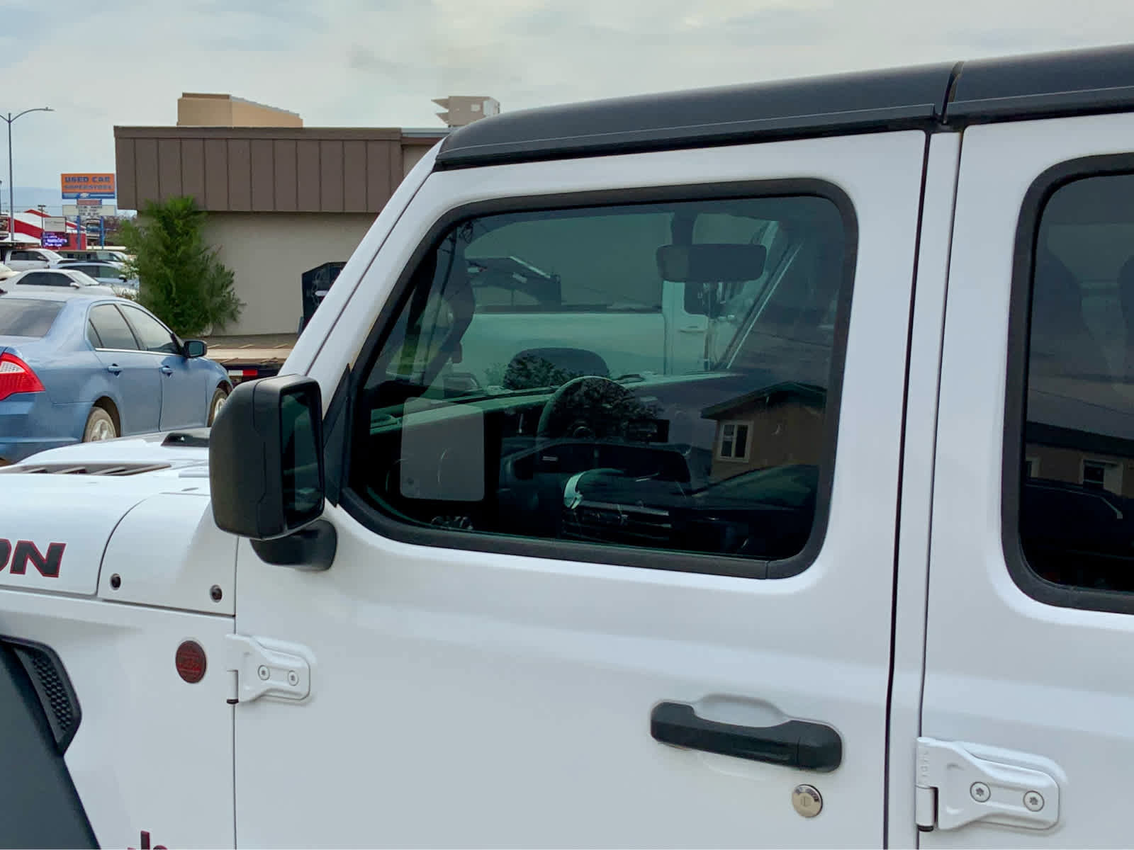 Used 2021 Jeep Wrangler Unlimited Rubicon image 14