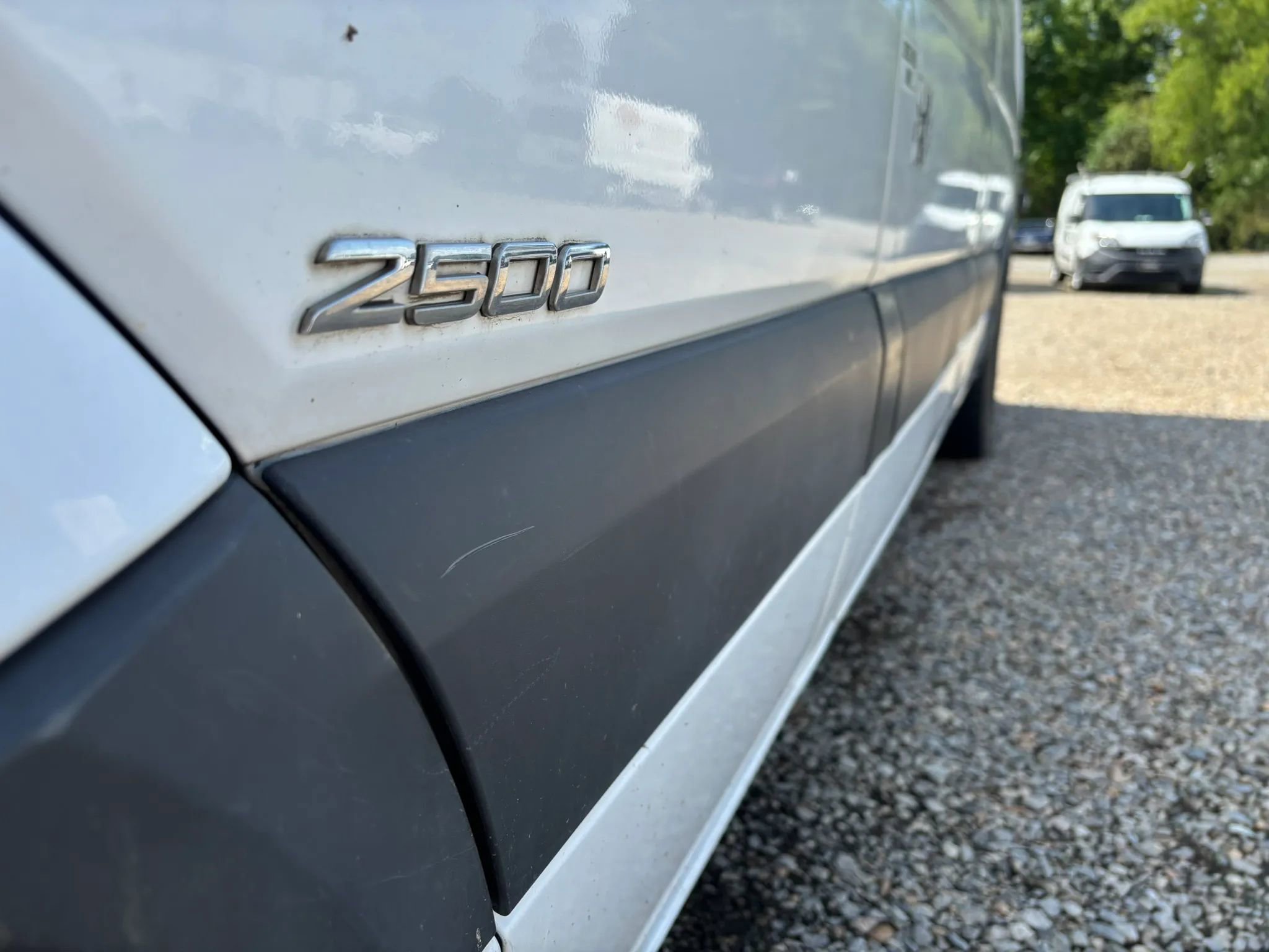Used 2014 Freightliner Sprinter 2500 RWD image 9