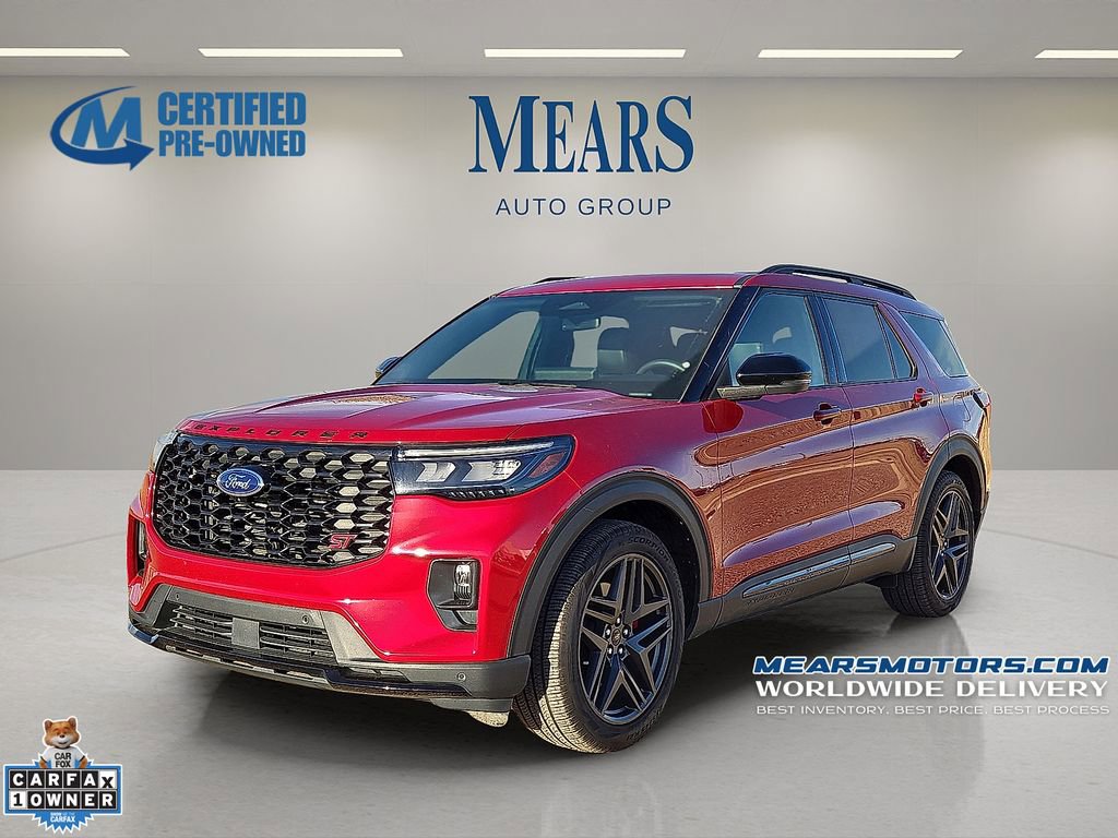 Used 2025 Ford Explorer ST image 1