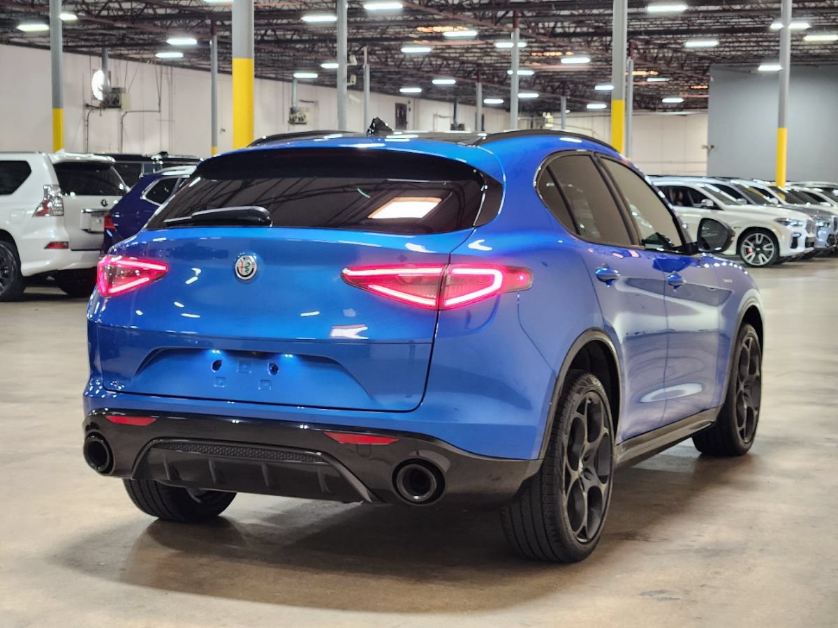 Used 2024 Alfa Romeo Stelvio Veloce AWD/4WD image 10