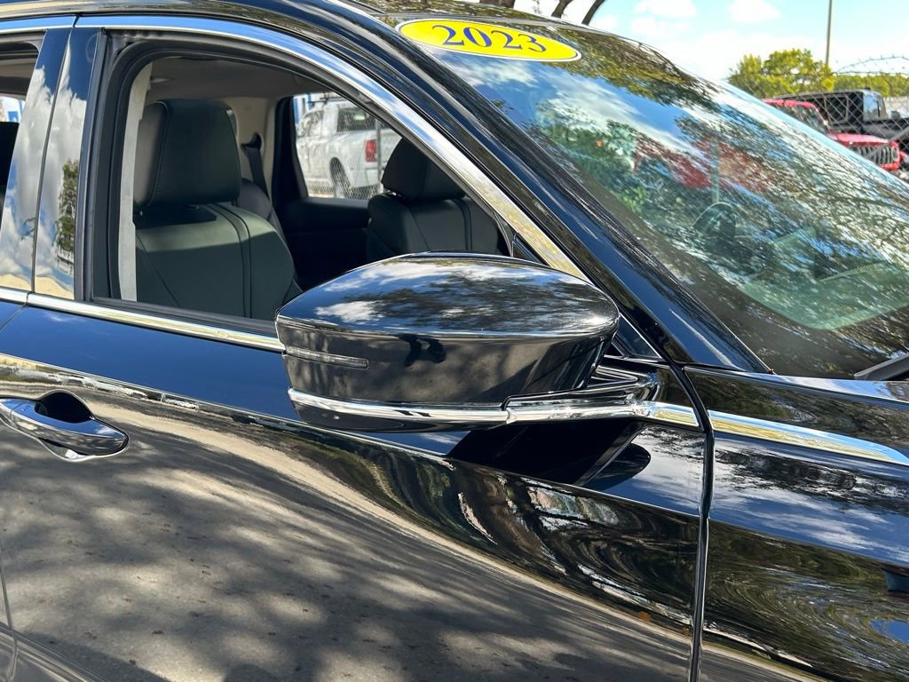 Used 2023 Acura MDX SH-AWD image 37