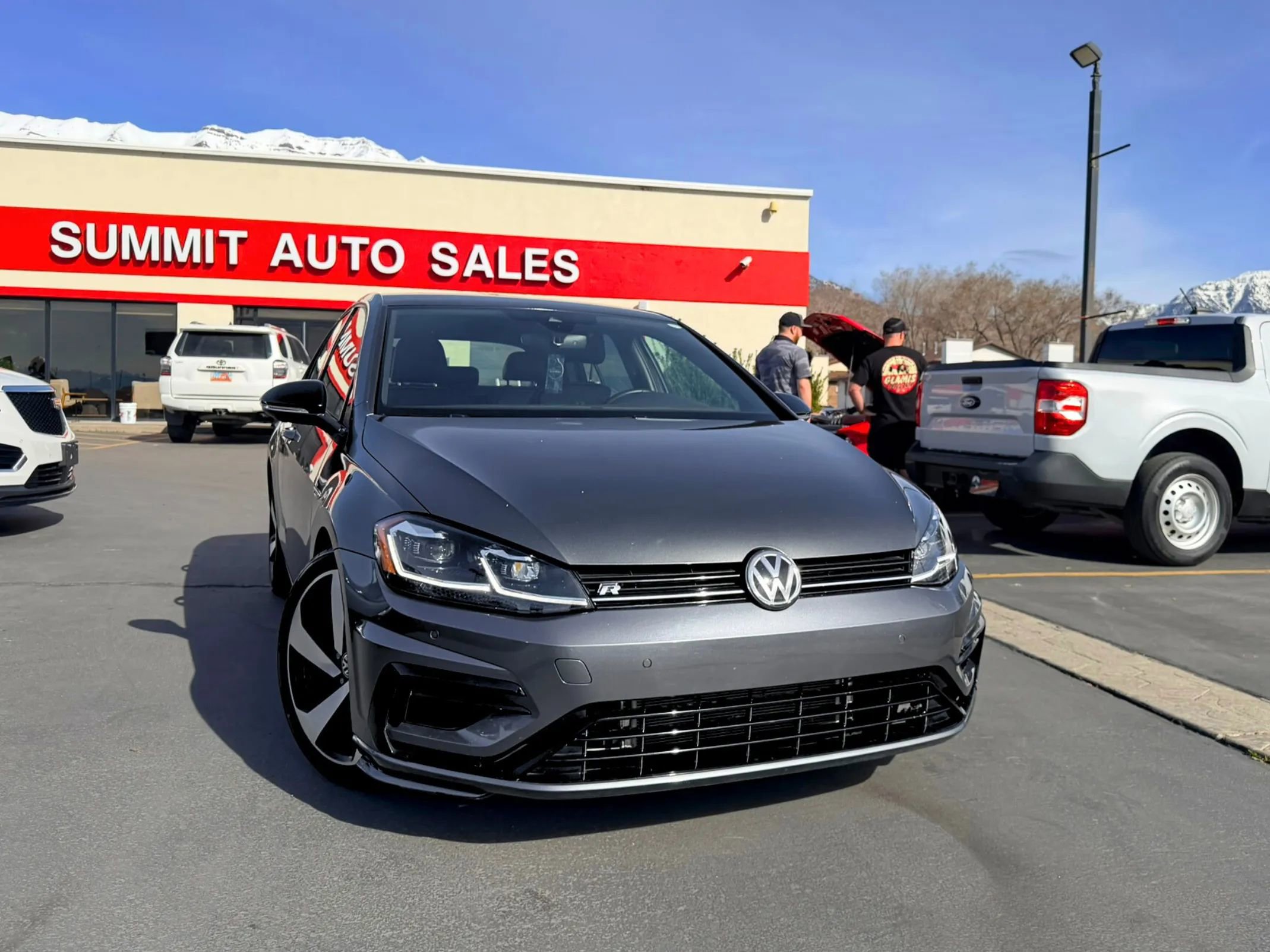 Used 2018 Volkswagen Golf 4-Door AWD/4WD image 2