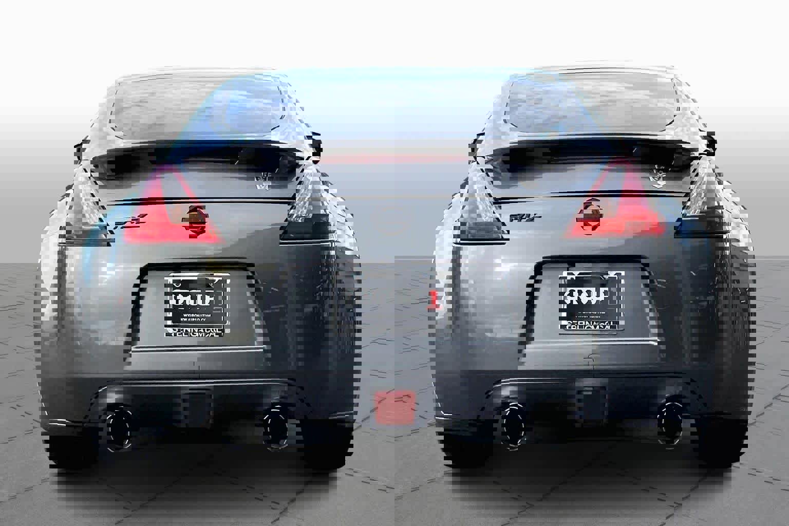 Used 2016 Nissan 370Z w/ Sport Package image 5