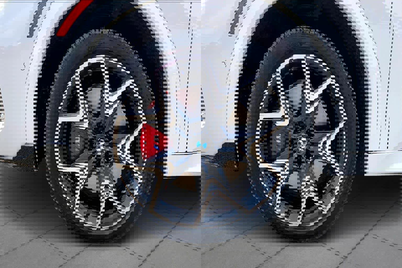 Used 2024 BMW X2 M35i w/ Premium Package image 10