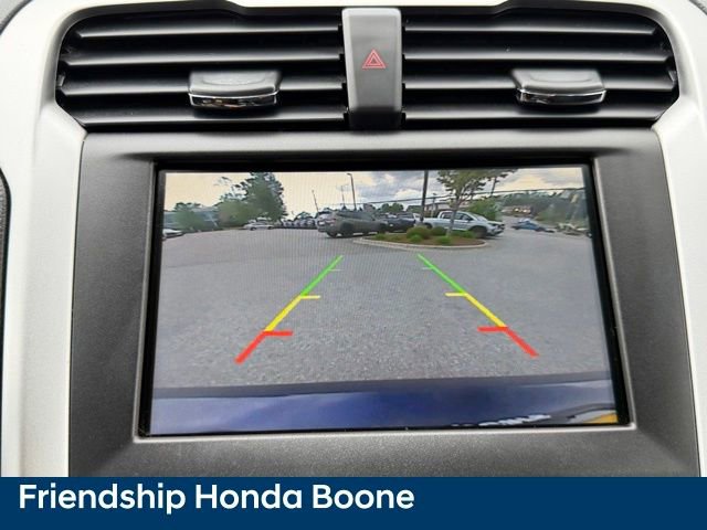 Used 2016 Ford Fusion SE FWD image 25