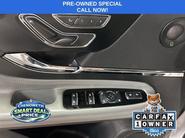 Used 2021 Lincoln Corsair Reserve w/ Equipment Group 201A image 12