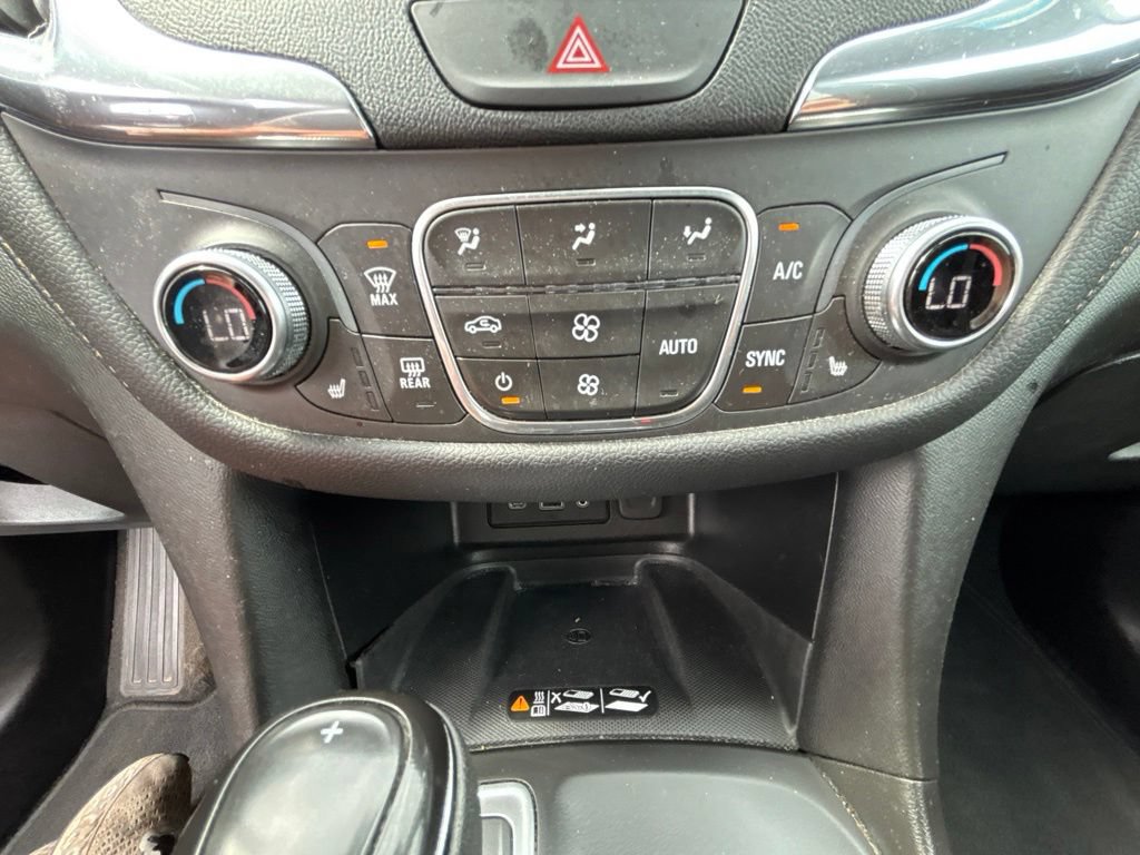 Used 2020 Chevrolet Equinox Premier AWD/4WD image 21