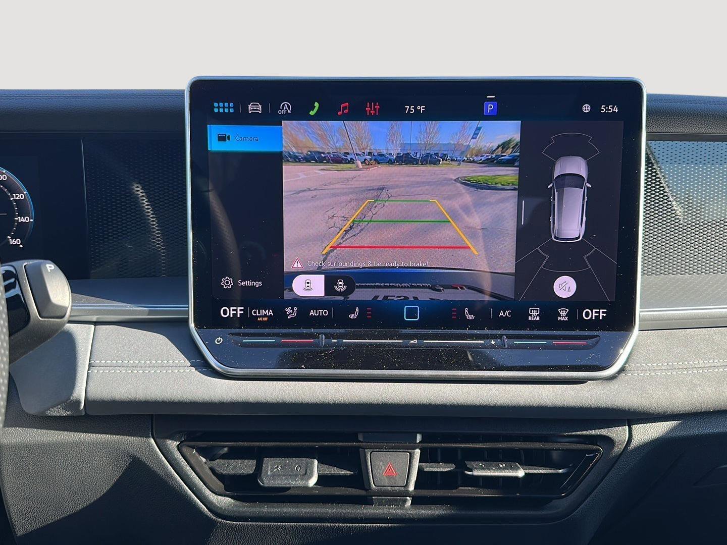 New 2026 Volkswagen Tiguan SE R-Line AWD/4WD image 33