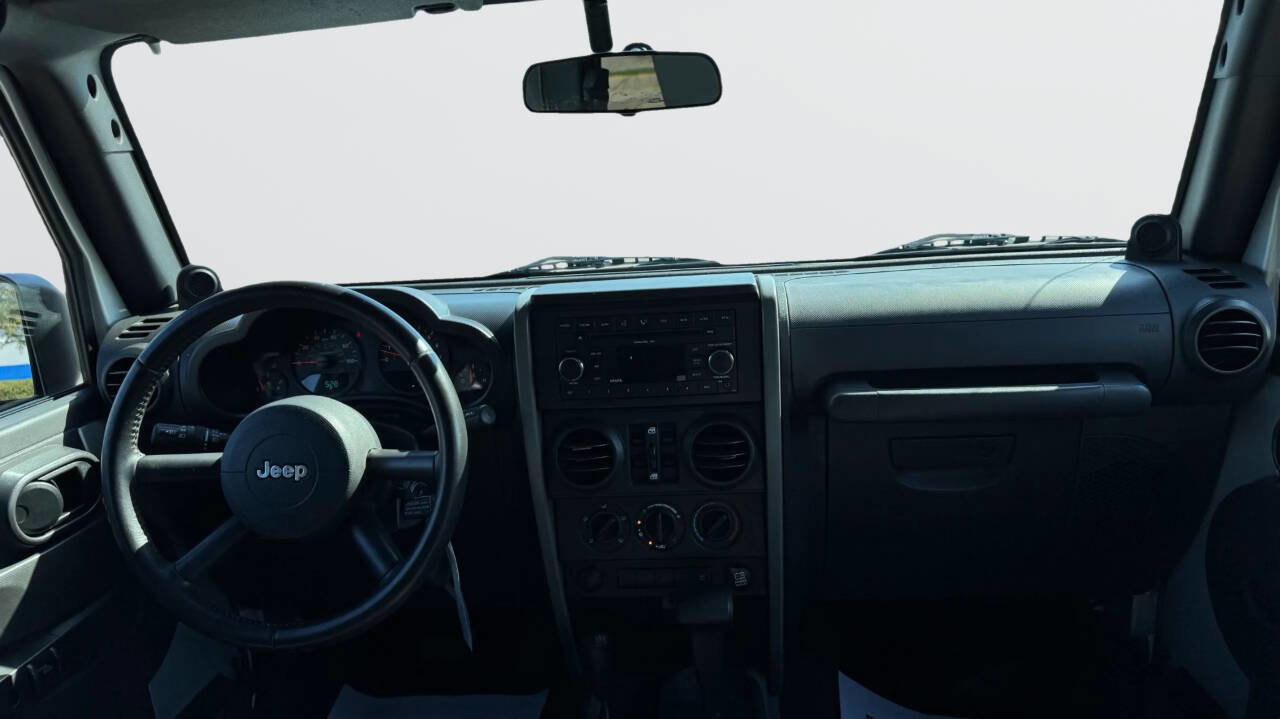 Used 2007 Jeep Wrangler Unlimited X image 18