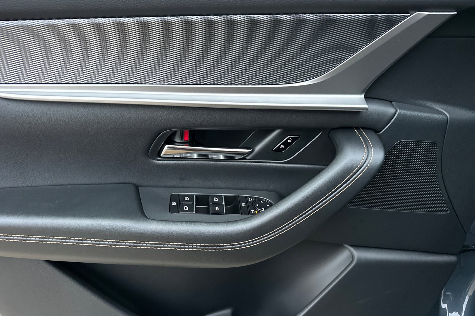 New 2026 MAZDA CX-70 3.3 Turbo w/ Premium Plus Pkg image 11