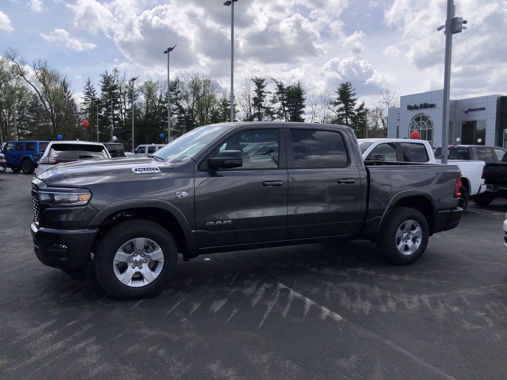 New 2026 RAM 1500 4x4 Crew Cab image 3