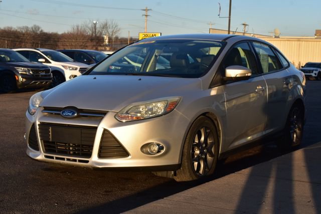 Used 2014 Ford Focus SE w/ Equipment Group 201A image 9