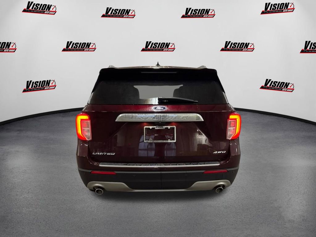 Used 2022 Ford Explorer Limited w/ Equipment Group 301A image 6