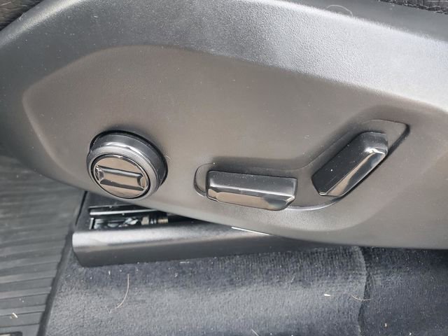 Certified 2023 Volvo XC90 T8 Plus w/ Protection Package Premier image 13