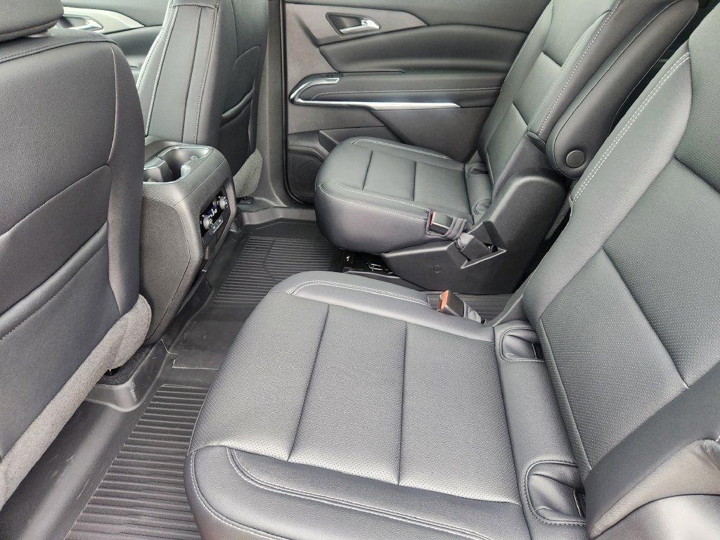 New 2026 Chevrolet Traverse LT w/ Driver Confidence Package FWD image 19
