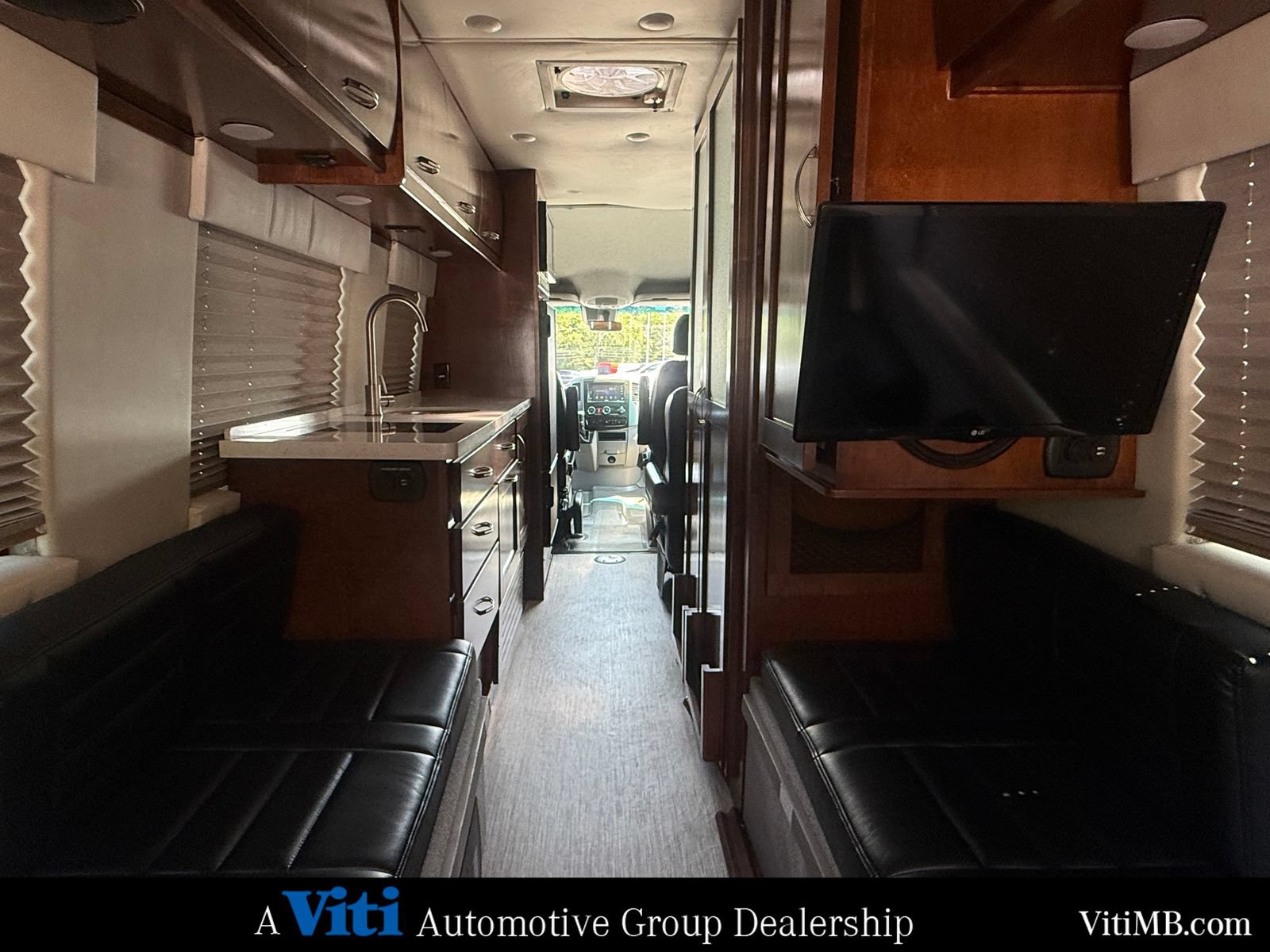 Used 2017 Mercedes-Benz Sprinter 3500 image 31
