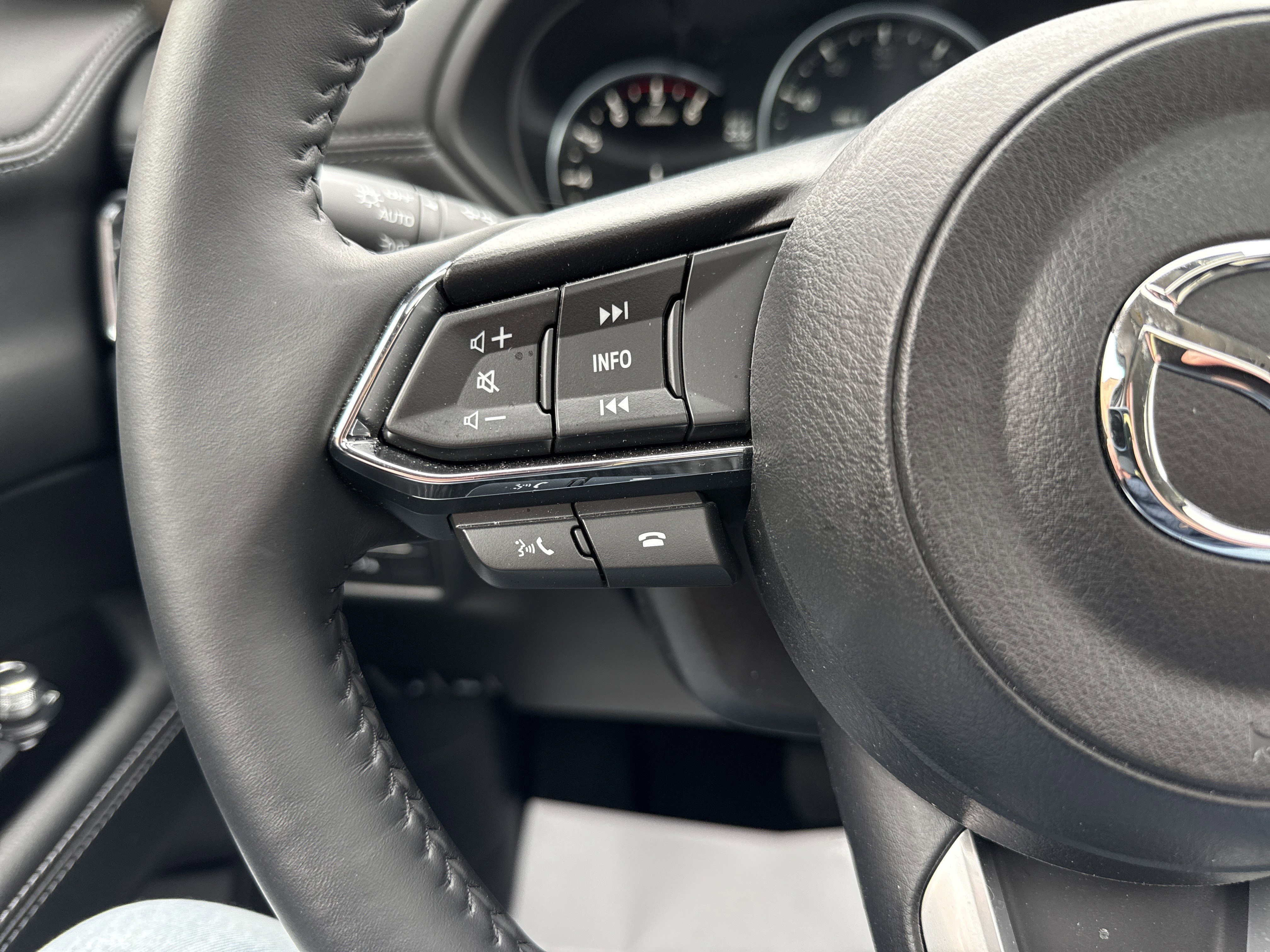 Certified 2025 MAZDA CX-5 AWD 2.5 S w/ Premium Plus Pkg image 18