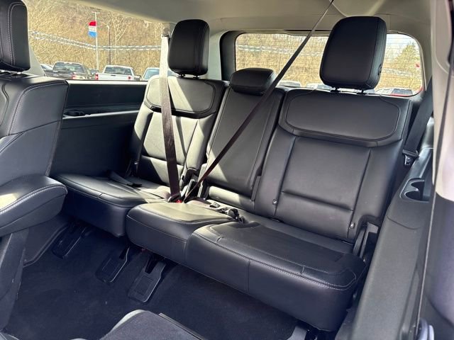 Used 2025 Ford Expedition Max Platinum image 27